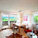 Chaletwohnung Seeblick - Sauna Und Dogfriendly