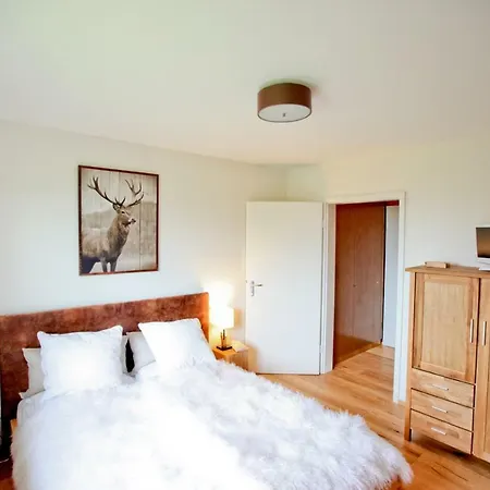 Chaletwohnung Seeblick Lejlighed *