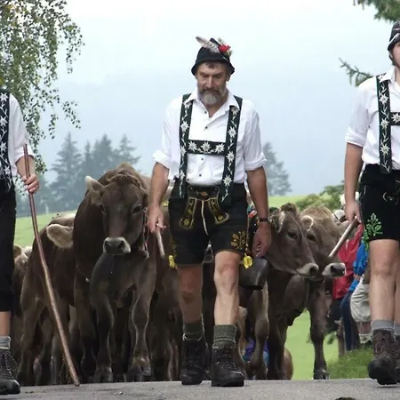 Chaletwohnung Seeblick * Oy-Mittelberg